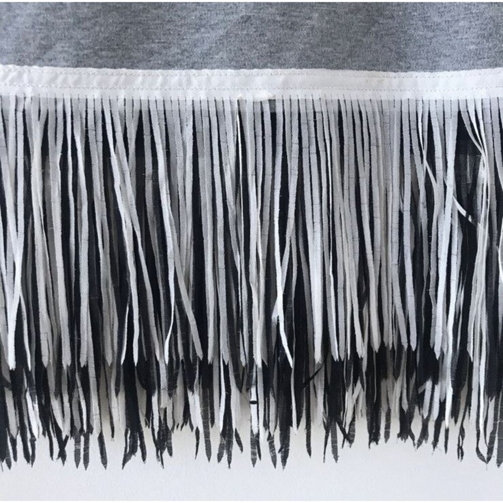 J CREW Size Medium Gray KNIT TOP WITH FUN FRINGE Round Neck Sleeveless NEW - Picture 6 of 10